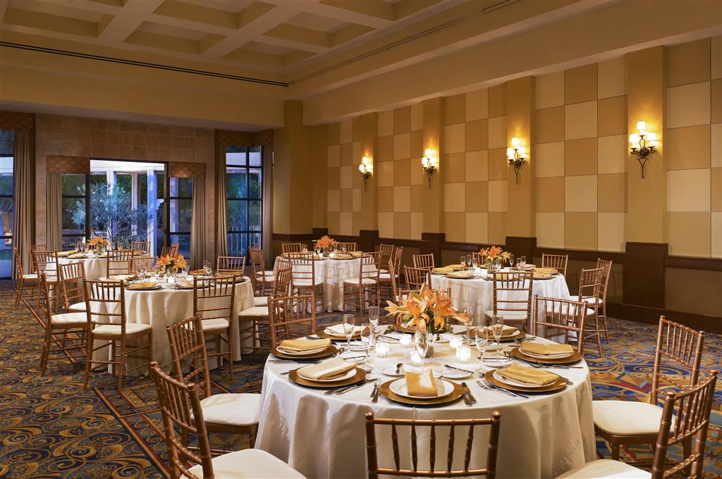 Sheraton Crescent Hotel - photo 10