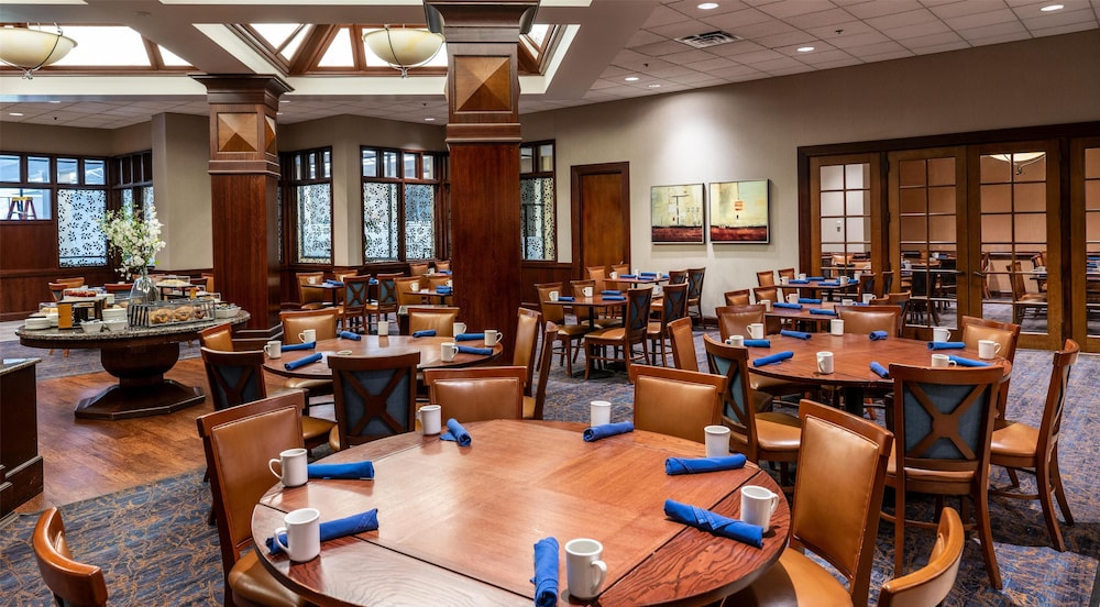 Hilton DFW Lakes Executive Conference Center - photo 38