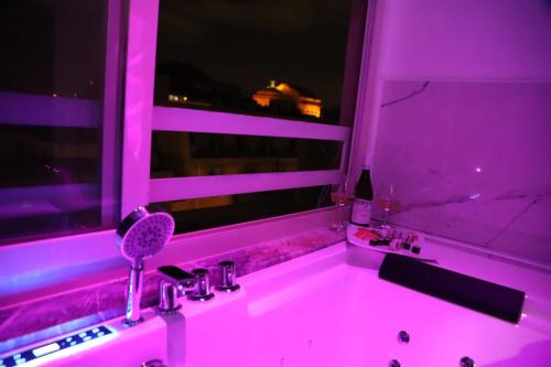 Florio Suite Apartment — 4-Star Luxury Hotel in Palermo, Italy