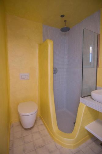 Gorgona in Ios, Greece