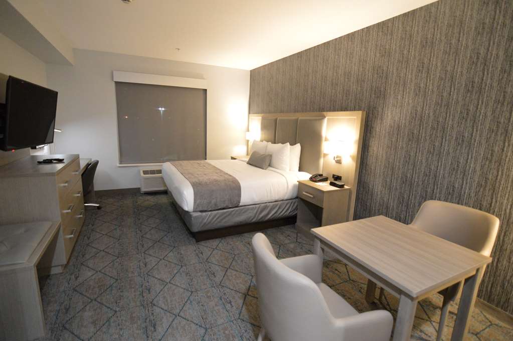 Best Western Plus Executive Residency Oklahoma City I 35 - photo 7