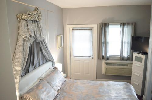 Mountain View Suites - photo 18