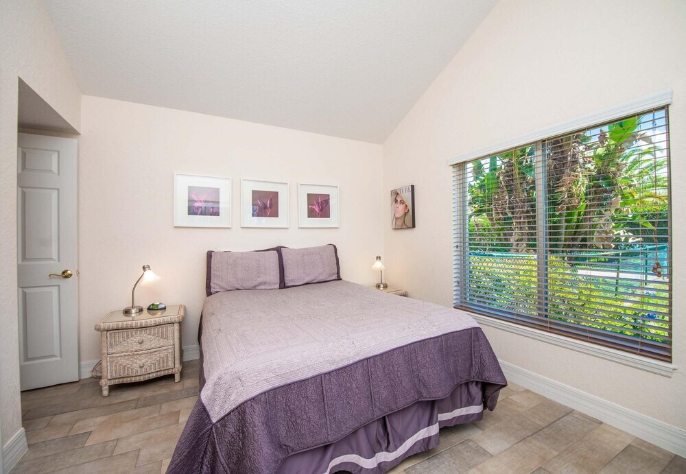 Swiss 57 Lake Denise in Clermont, United States