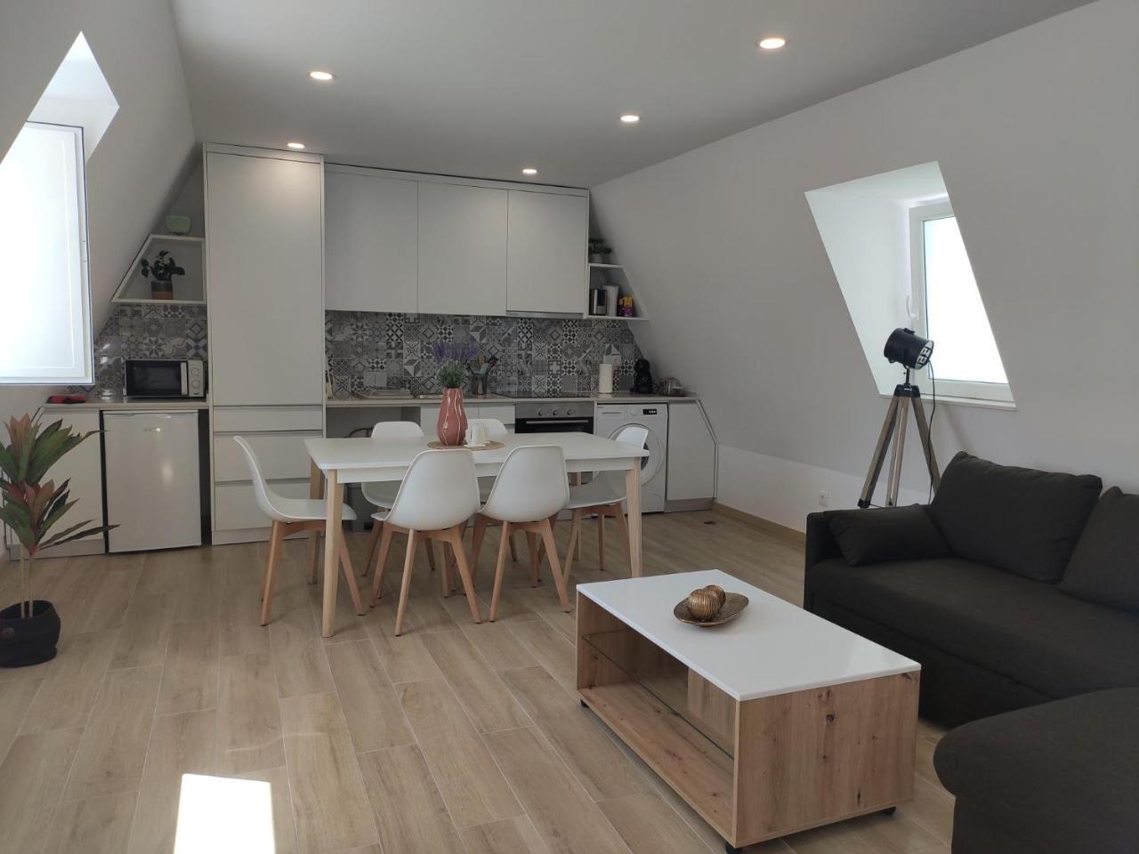 Aveiro Ria House E — 4-Star Luxury Hotel in Aveiro, Portugal