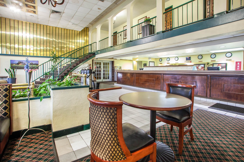 Motel 6 Nashville - photo 22
