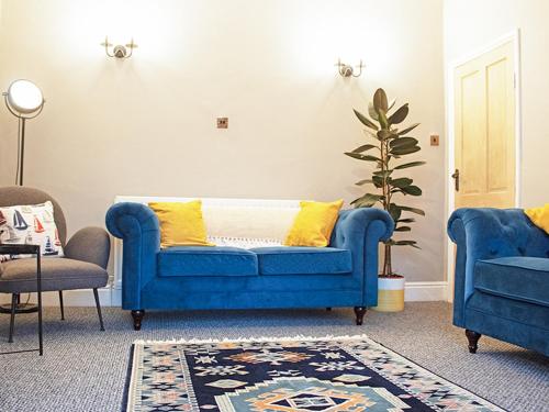 Captain's Cottage — 5-Star Luxury Hotel in Shanklin, United Kingdom