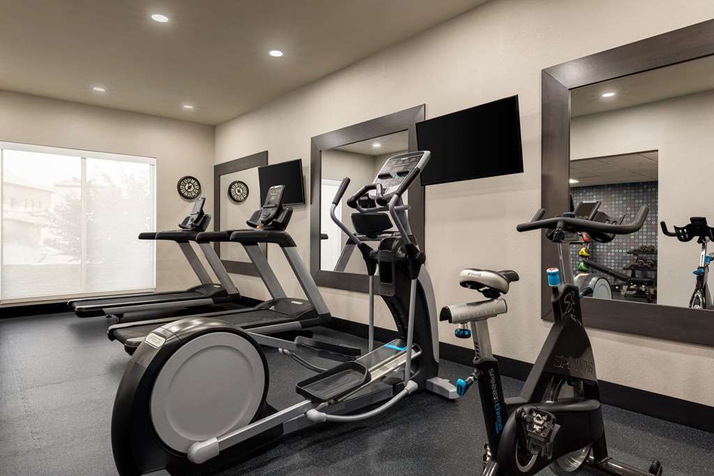 La Quinta Inn & Suites by Wyndham Oxford Anniston - photo 14
