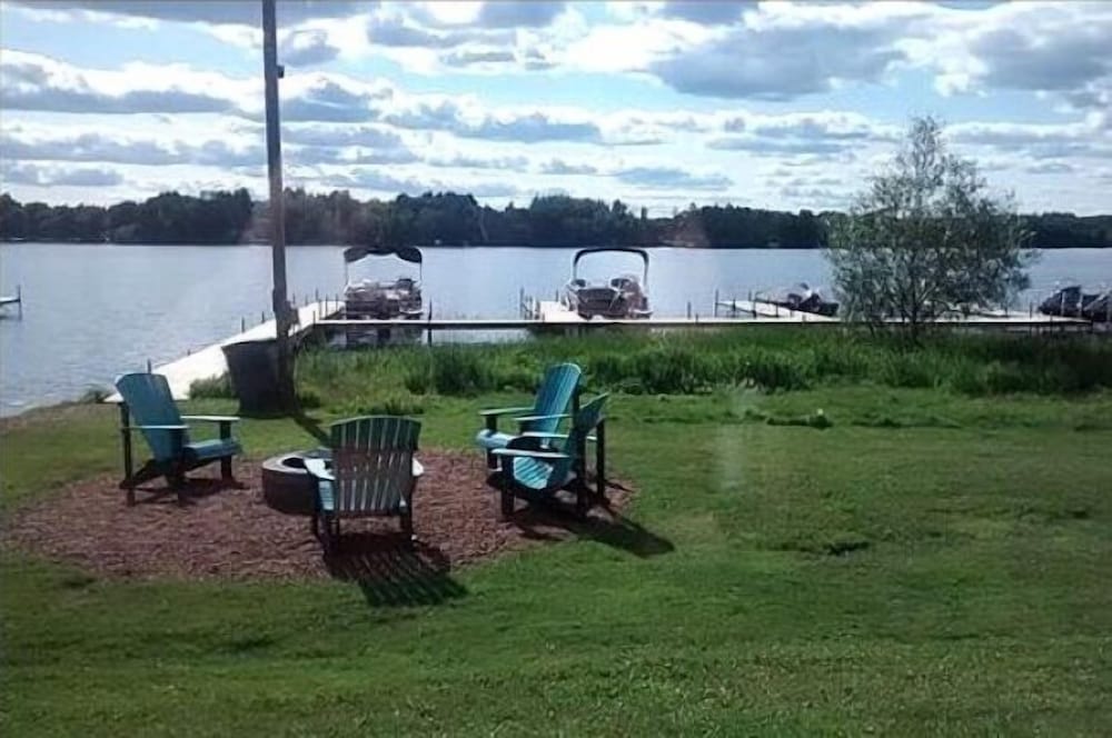 Lena's Northern Pines Resort - photo 22