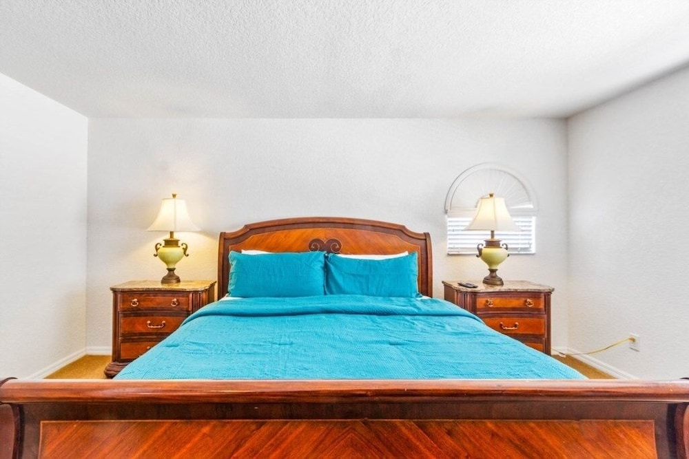 6 Bed Pool spa Game Room In Golf Resort 6 Bedroom Villa - photo 5