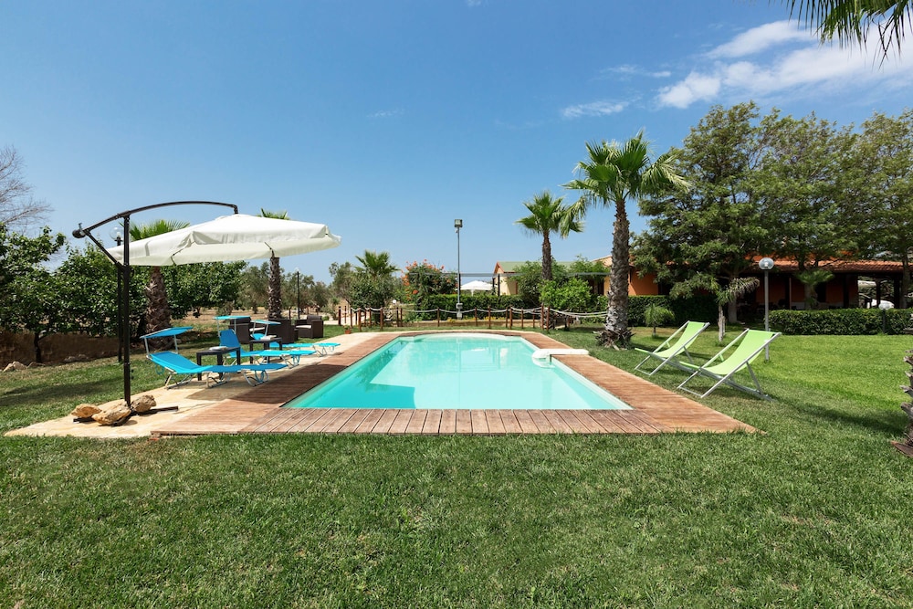 Dependance di Villa Dea — 4-Star Luxury Hotel in Matino, Italy