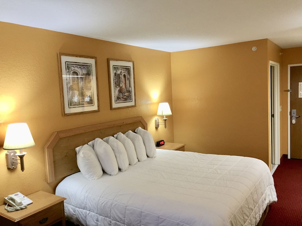 Parkfield Inn - photo 10