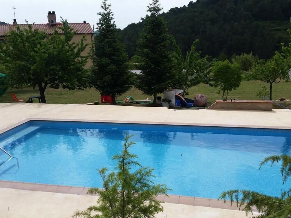Les Muntades - carbon neutral hotel in Jorba
