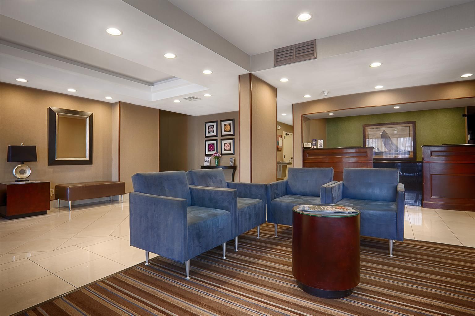 Best Western Plus Portsmouth Chesapeake Hotel - photo 18