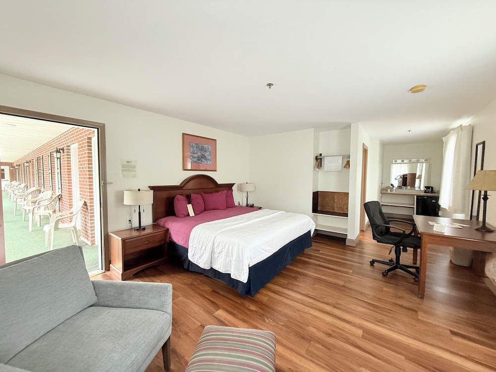 Inn at Cemetery Hill - photo 39