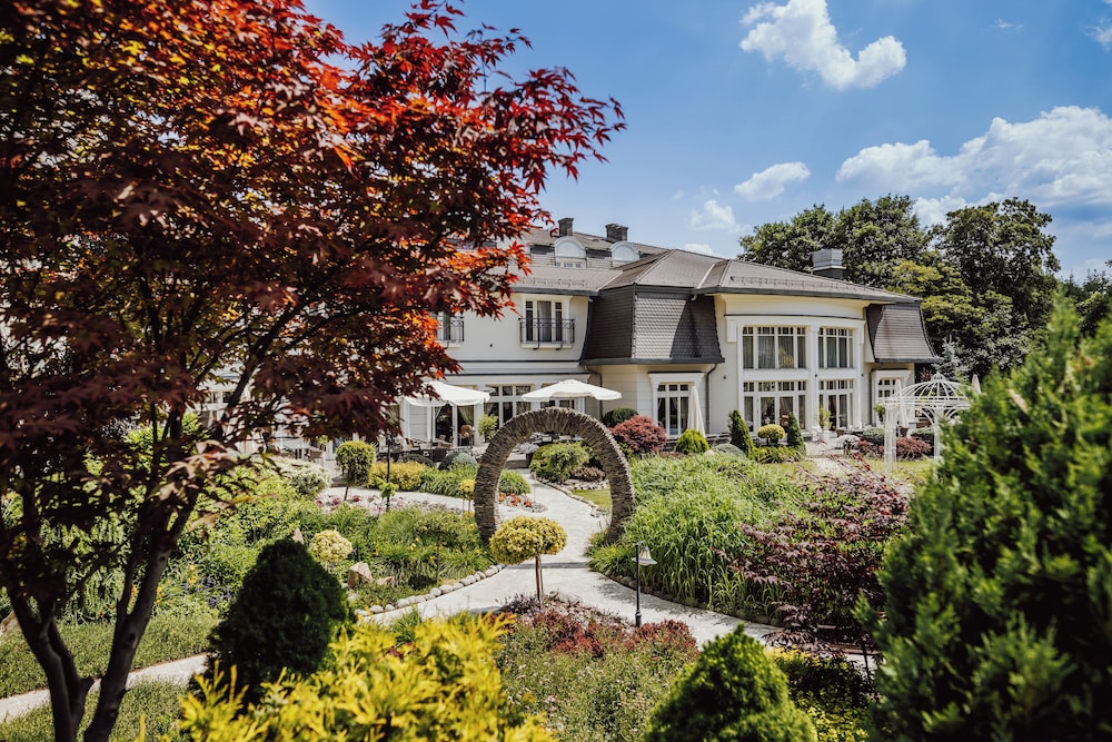 Rezydencja Luxury Hotel — hotel in Piekary Slaskie