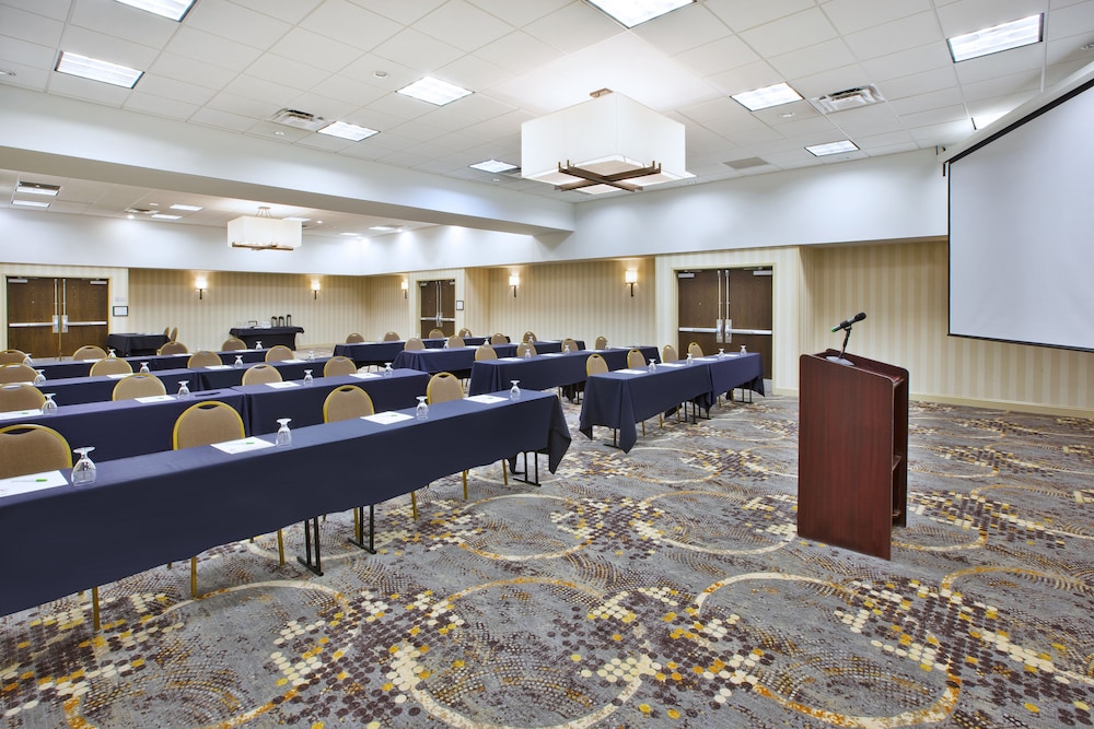Holiday Inn Columbus Dwtn Capitol Square by IHG - photo 76