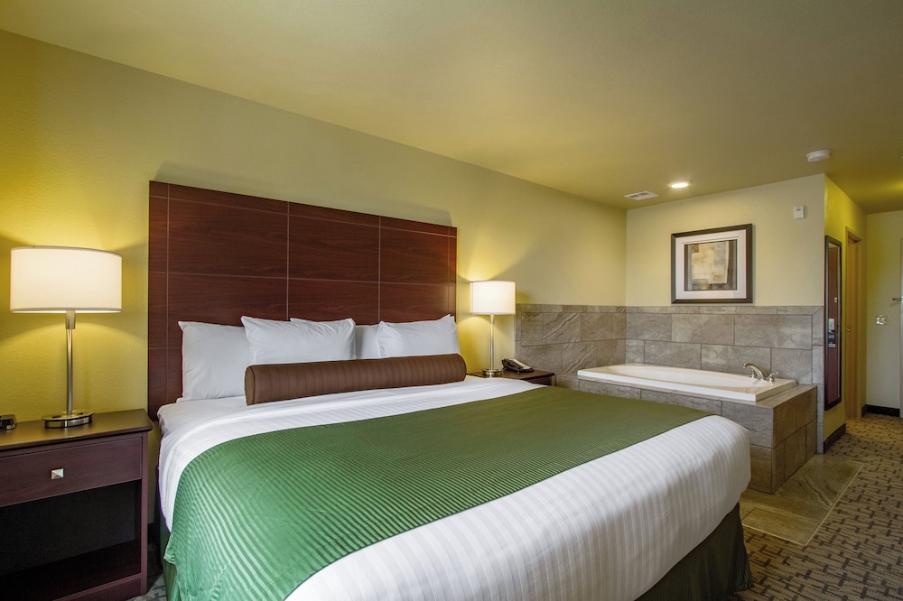 Cobblestone Hotel & Suites Orrville - photo 20