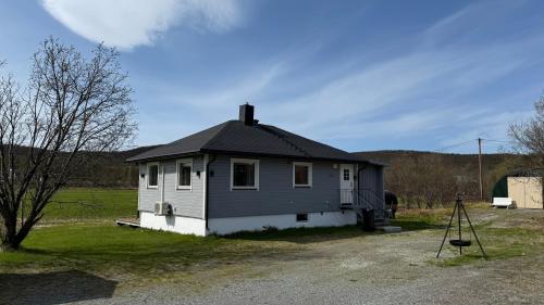 Koselig hus i sentrum av Olderfjord in Unknown City, Norway