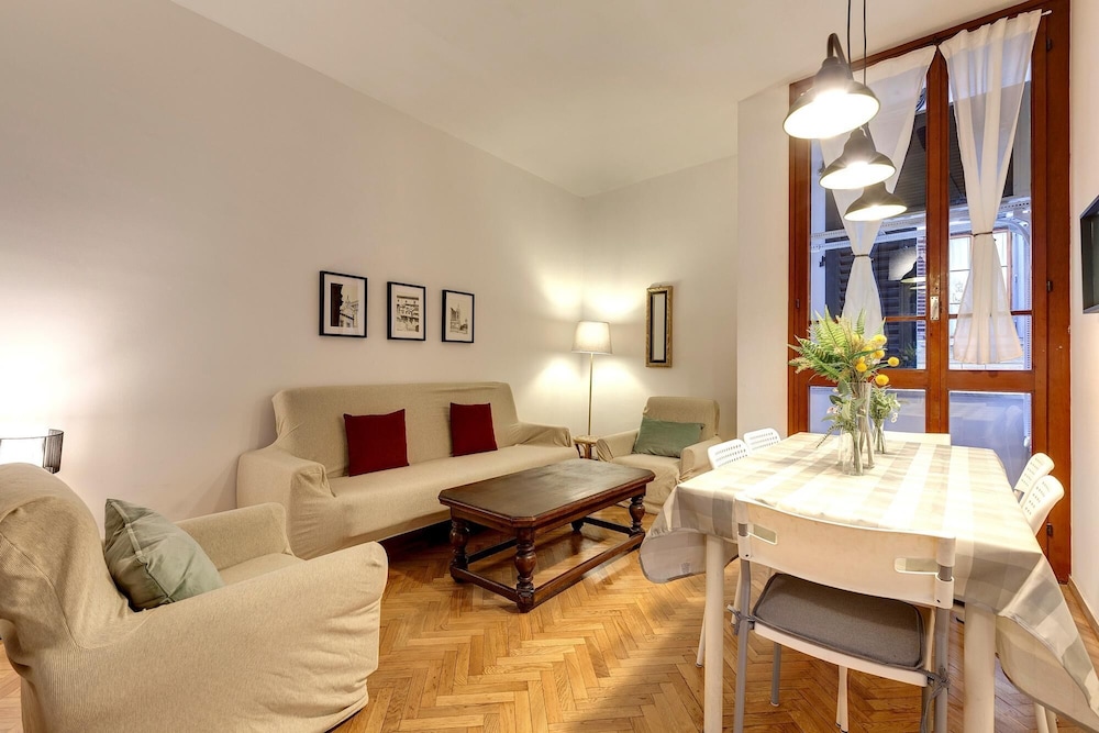 Malenchini 6 in Firenze — 4-Star Luxury Hotel in Florence, Italy