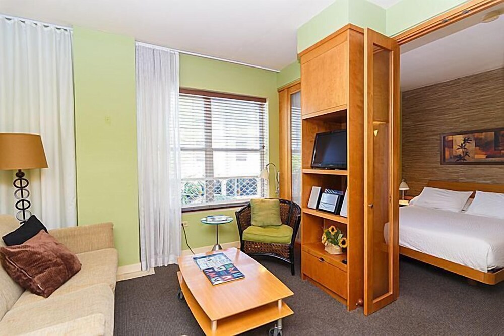 The Mercury All Suites Hotel - photo 23