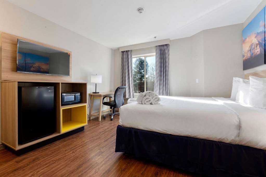 Days Inn by Wyndham Thornton - photo 9