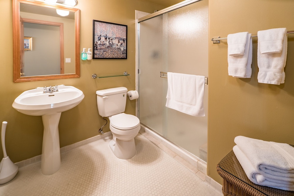 Camano Island Inn - photo 16