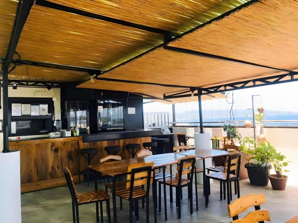 Navarro Hotel — Caticlan — photo 3