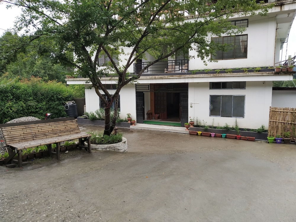 Hotel Zimin ziro in Itanagar, India