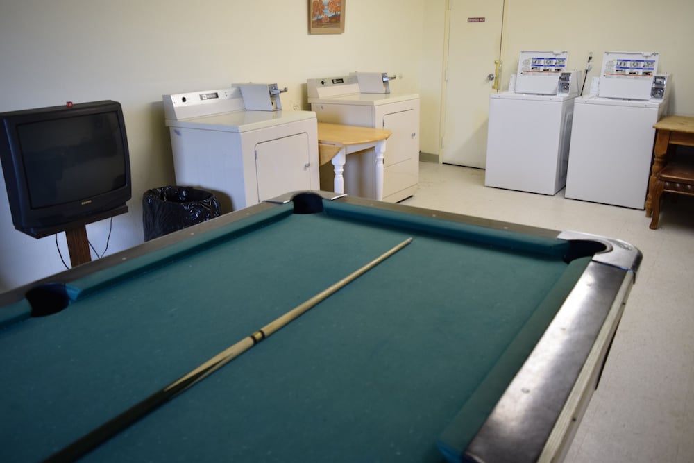 Travelers Inn & Suites - photo 31