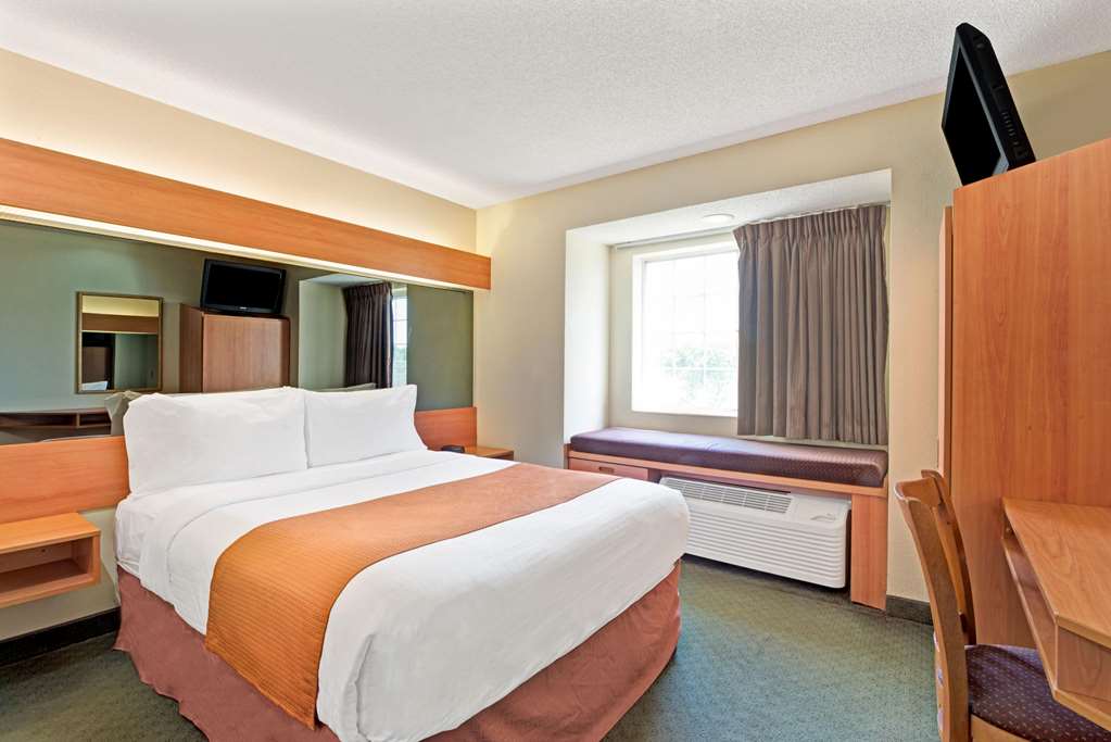 Microtel Inn & Suites by Wyndham Cordova Memphis I 40 East - photo 11