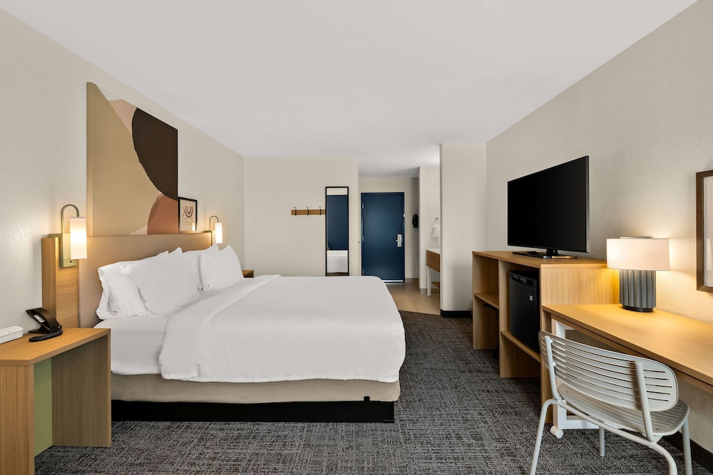 Spark by Hilton Tifton - photo 23