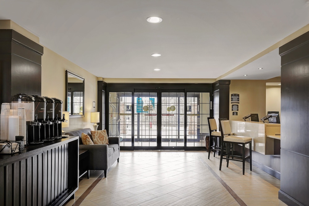 Staybridge Suites Washington D.C. Greenbelt - photo 2