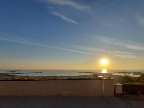 On the wave — 4-Star Luxury Hotel in Constanta, Romania