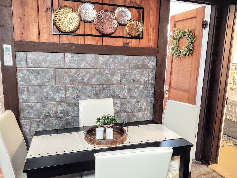 Edgewater Resort Cottage #1 - photo 35