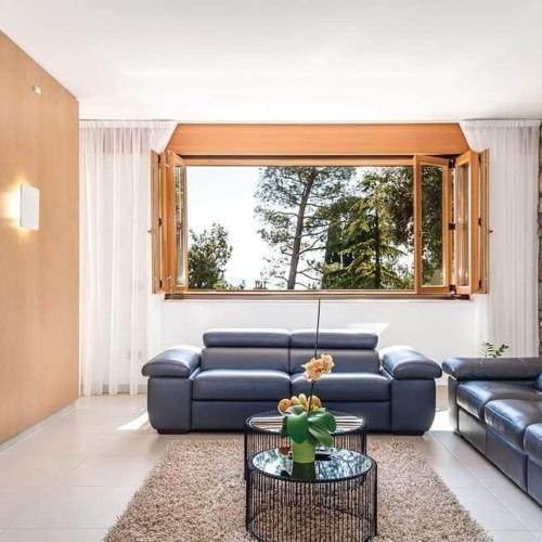 Apartman Villa Pećine — 4-Star Luxury Hotel in Rijeka, Croatia