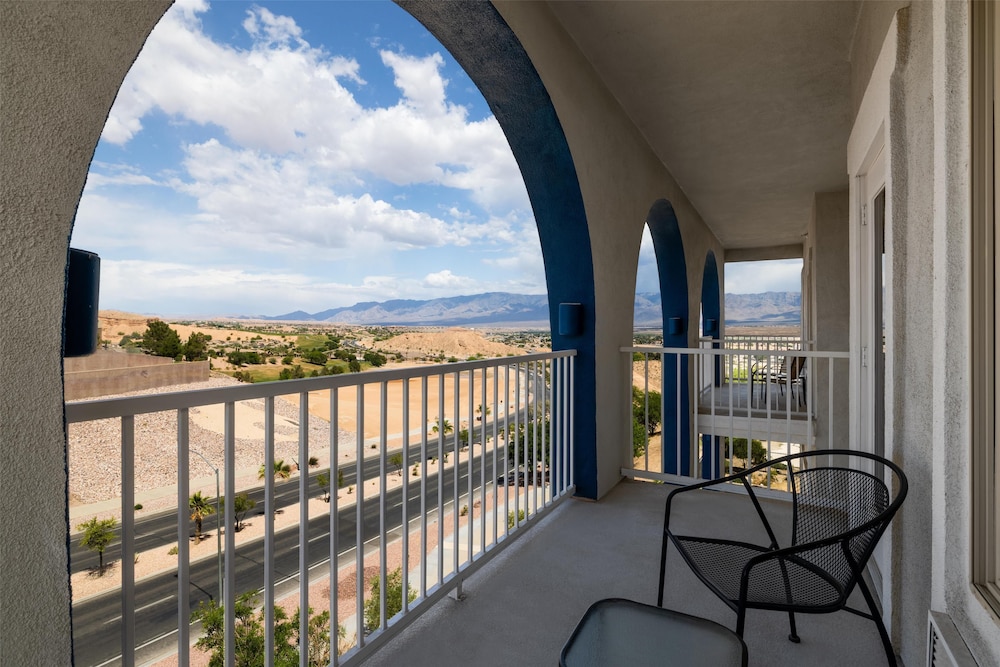 Hampton Inn & Suites by Hilton Mesquite - photo 24