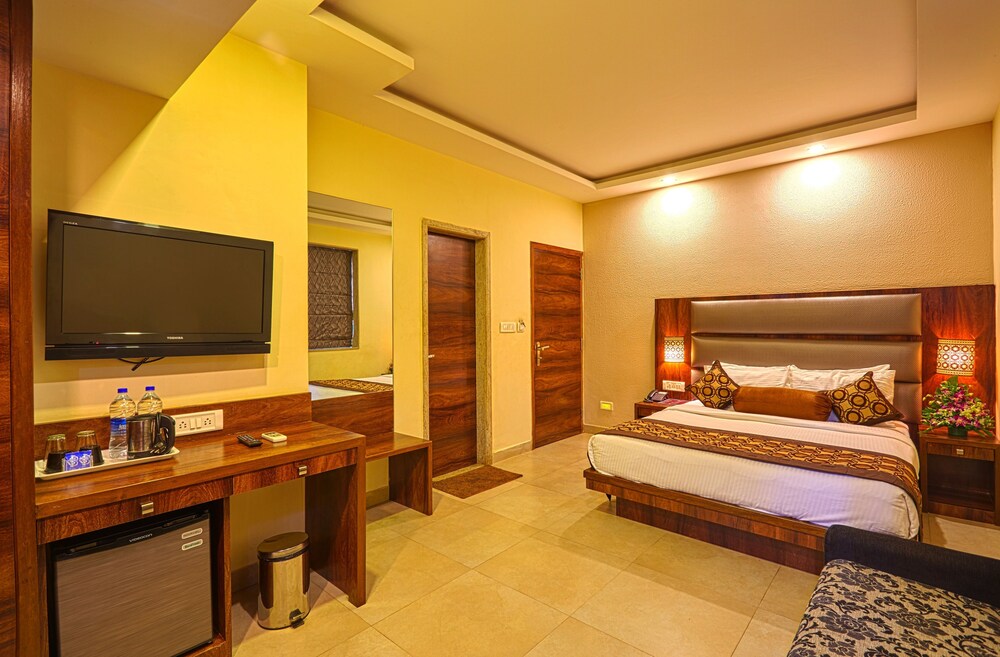 Sunkissed Plaza — Calangute — photo 5