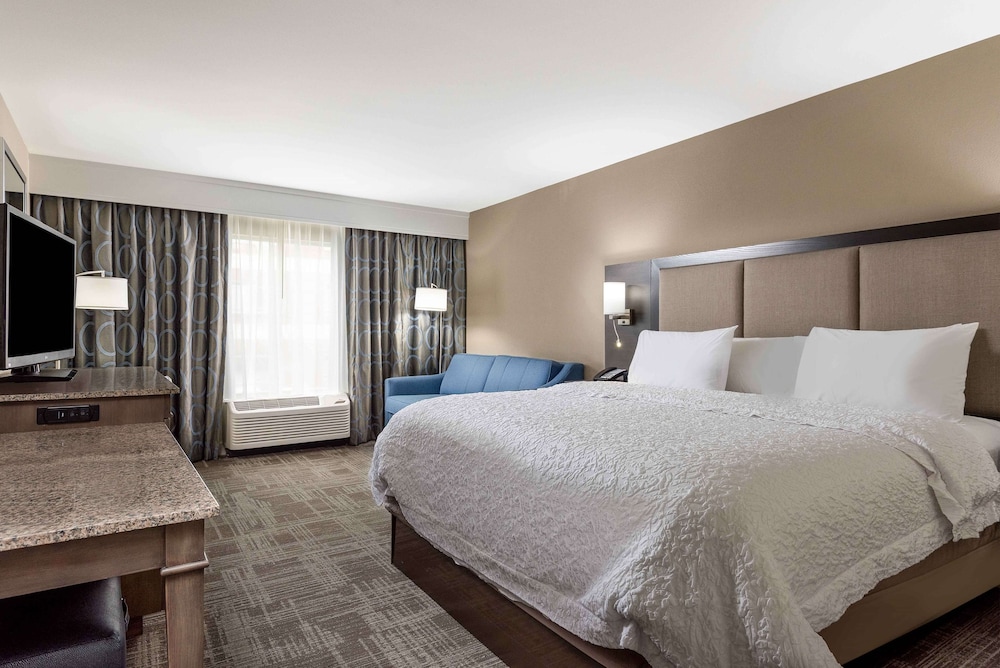 Hampton Inn & Suites Chapel Hill Durham Area - photo 18
