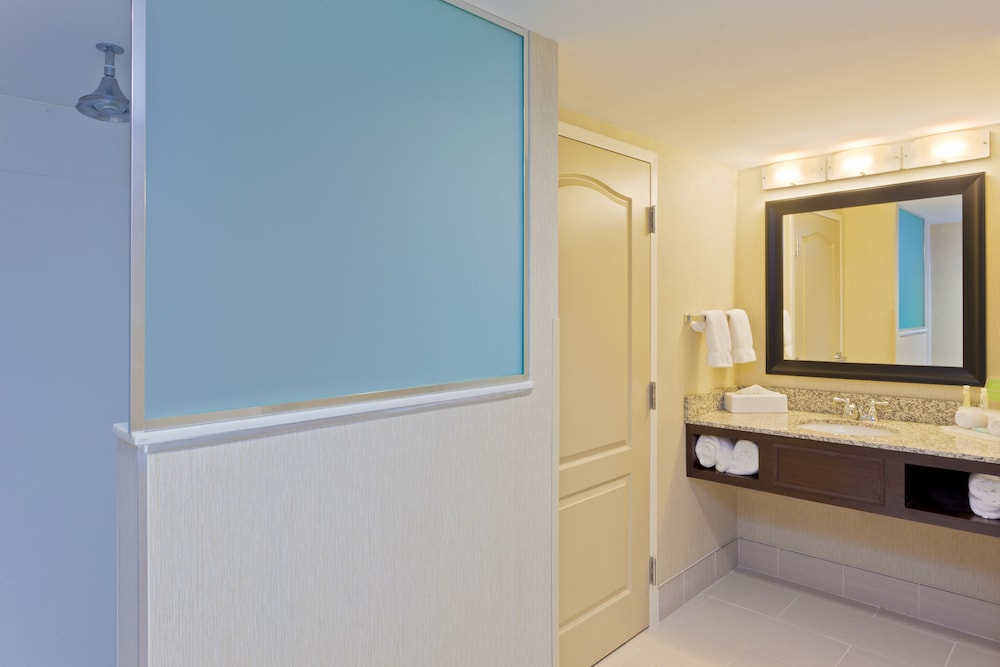 Holiday Inn Express Hotel of Neptune by IHG - photo 65