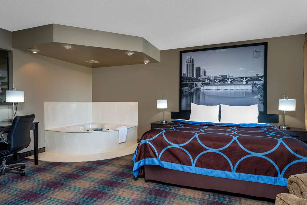 Super 8 by Wyndham Glenwood - photo 11