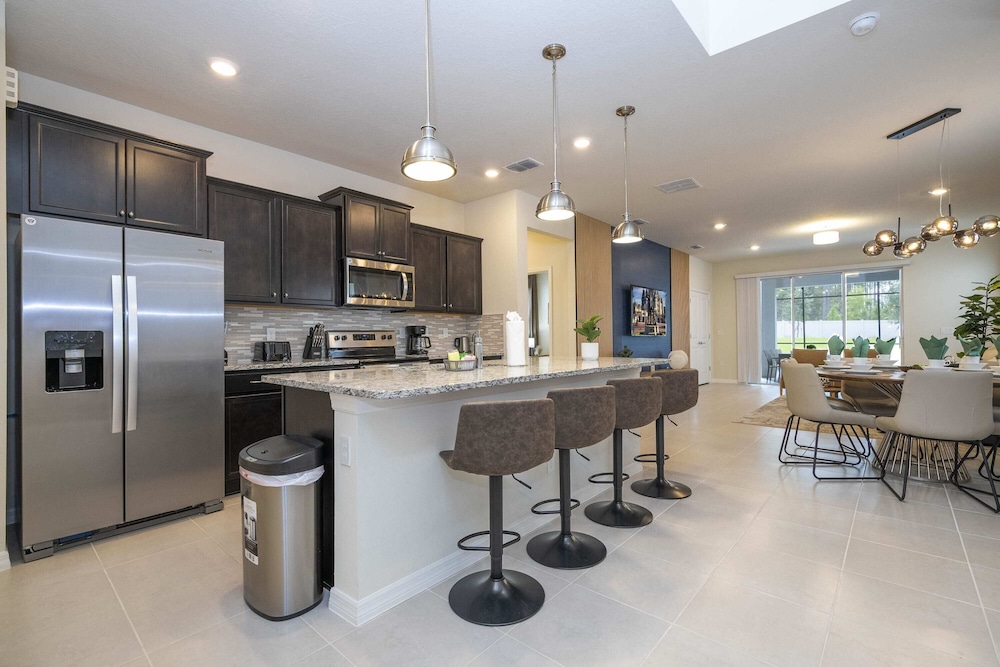 Gorgeous 6Bd W Pool Game Room At Windsor Island 4450 - photo 31