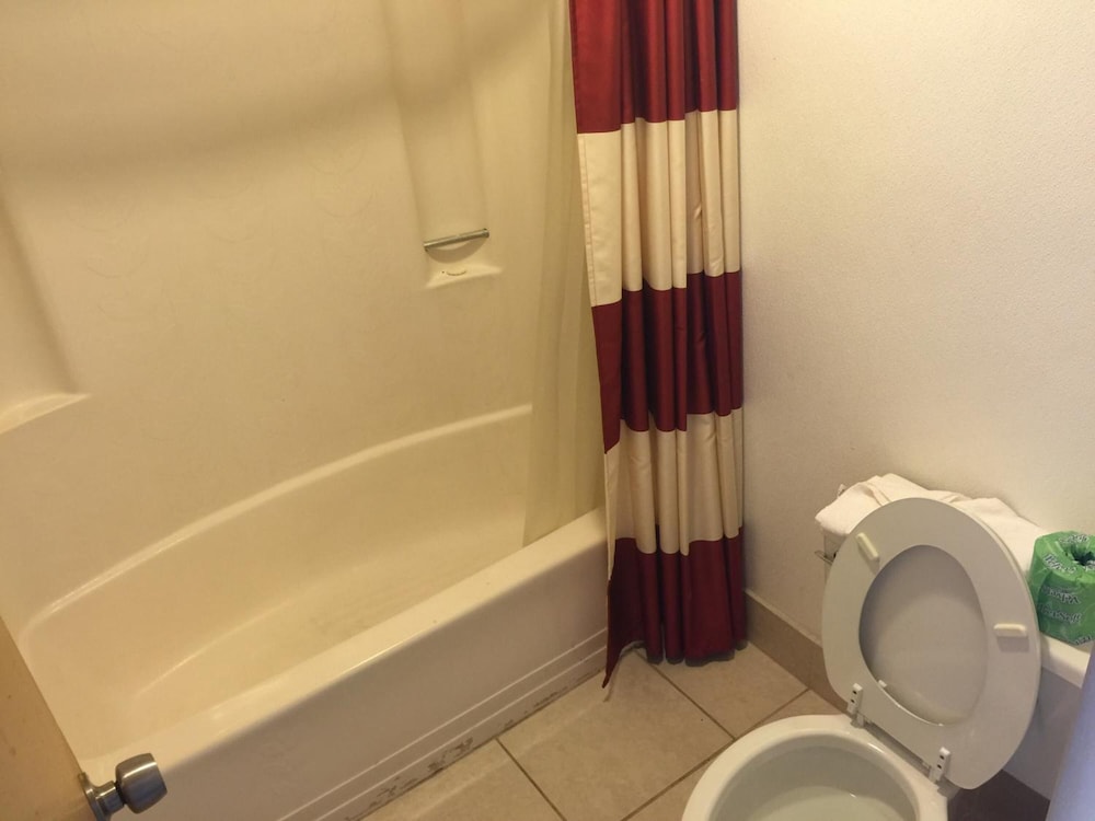Cloud 9 Inn - photo 29