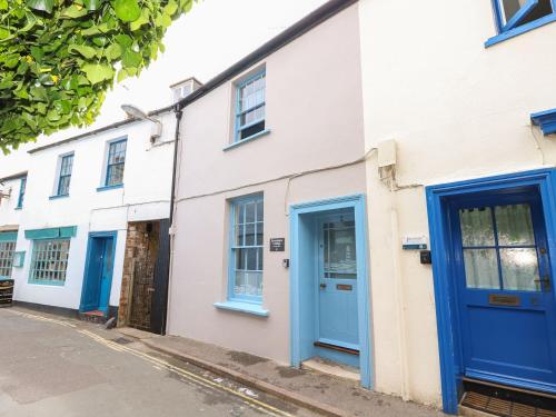 Riverdance Cottage — 4-Star Luxury Hotel in Lyme Regis, United Kingdom