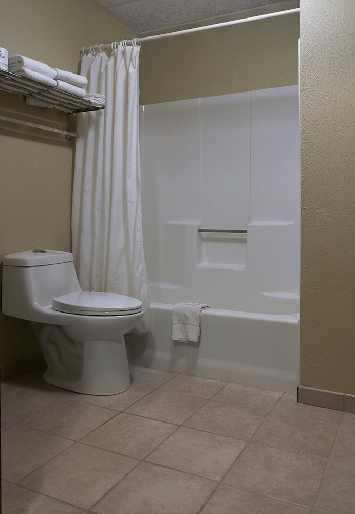 Boulder Twin Lakes Inn - photo 17