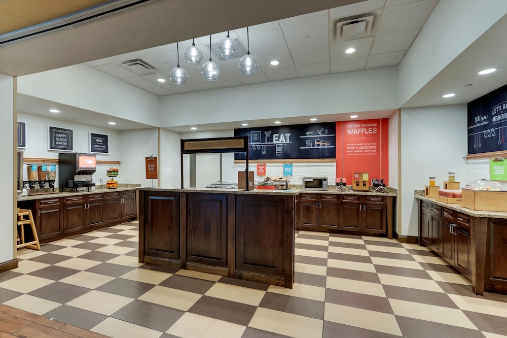 Hampton Inn & Suites Hartsville - photo 33