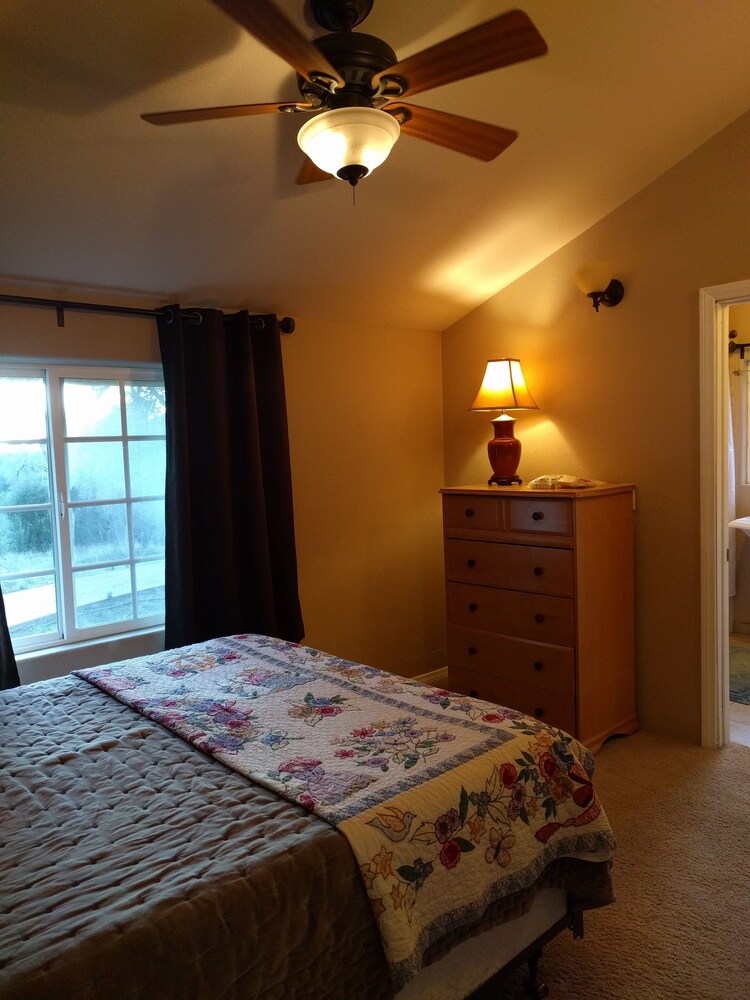 Bird Watcher Inn - photo 9