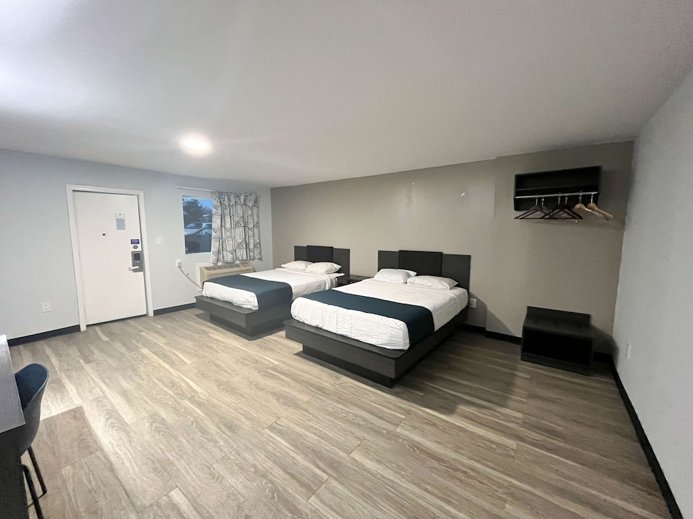 Motel 6 Williamstown NJ Black Horse Pike - photo 12