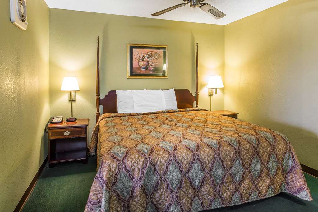 Rodeway Inn & Suites Smyrna Nashville Area - photo 21