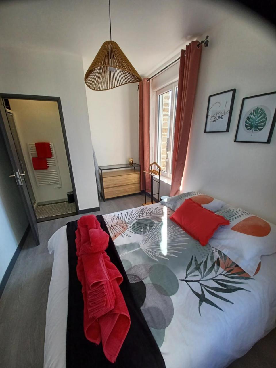 Nid Douillet Ernee - carbon neutral hotel in Ernee