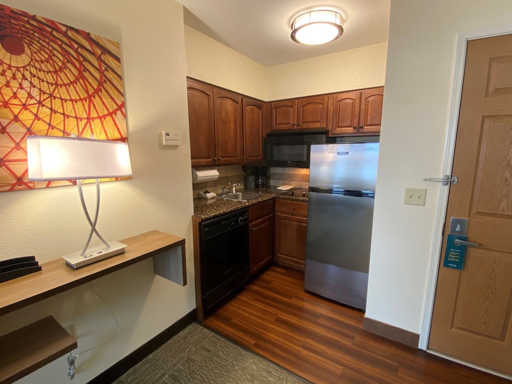Staybridge Suites Great Falls by IHG - photo 21